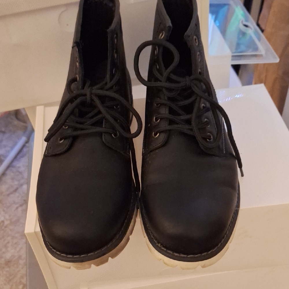Men Black Boots